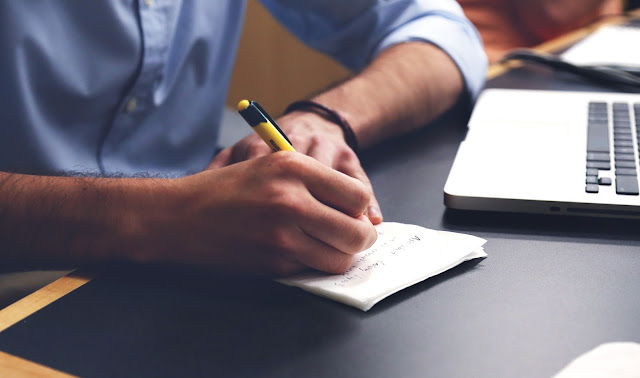 Merawat Blog Seperti Cinta Yang Terlalu Sering Patah Hati 3 menulis surat 1