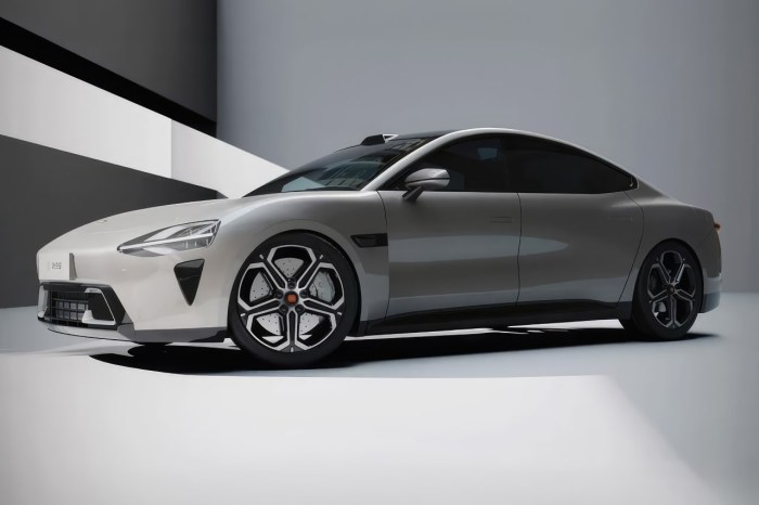 Xiaomi SU7 Steals the Spotlight in EV Market amid dwindling ‘Apple Car ... Xiomi